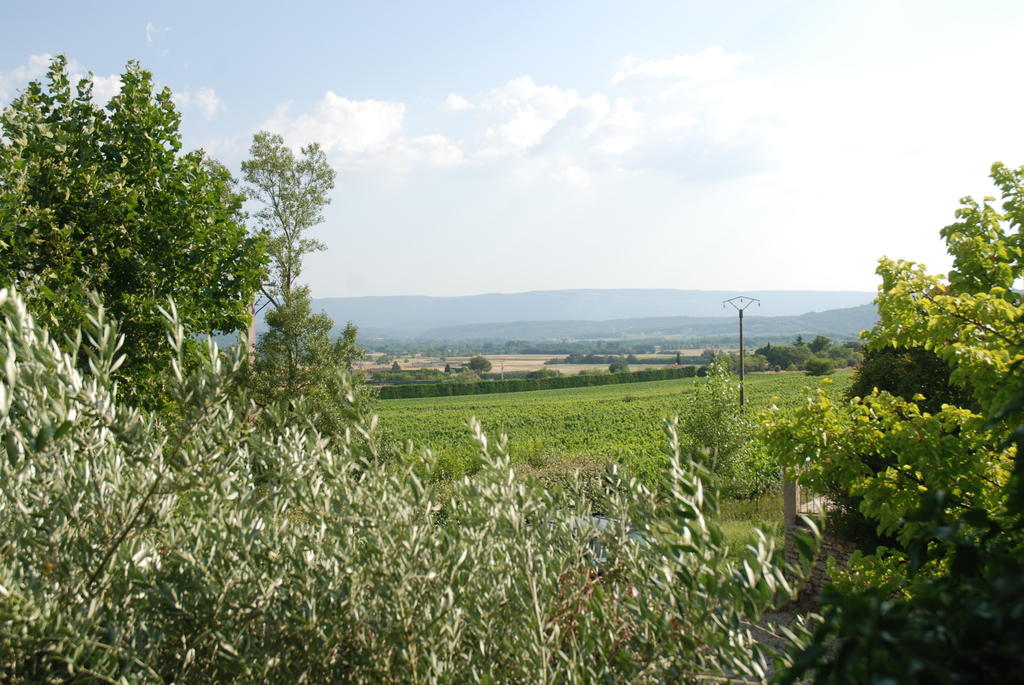Vilajoun Joucas Esterno foto